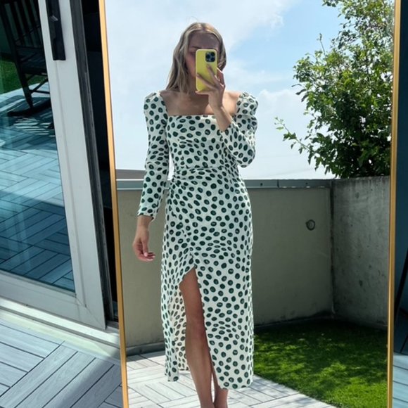 Reformation Hilda long-sleeve midi dress in Tapioca - Picture 2 of 13